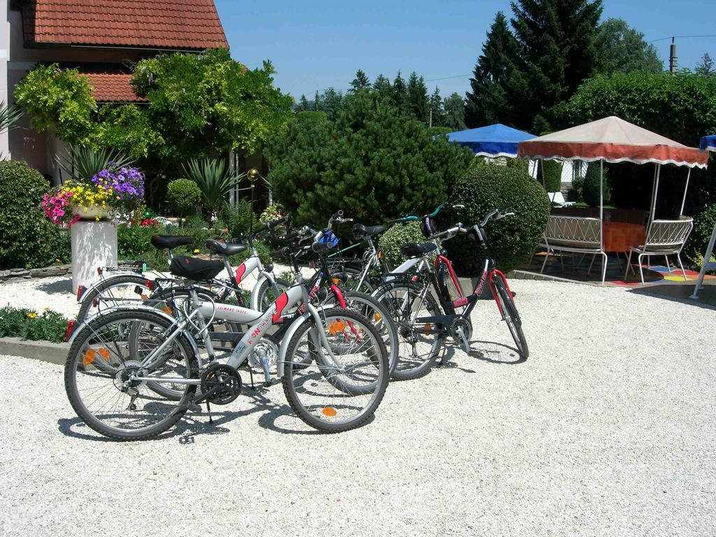 Ferienwohnung Haus Thon Bodensdorf Exterior foto